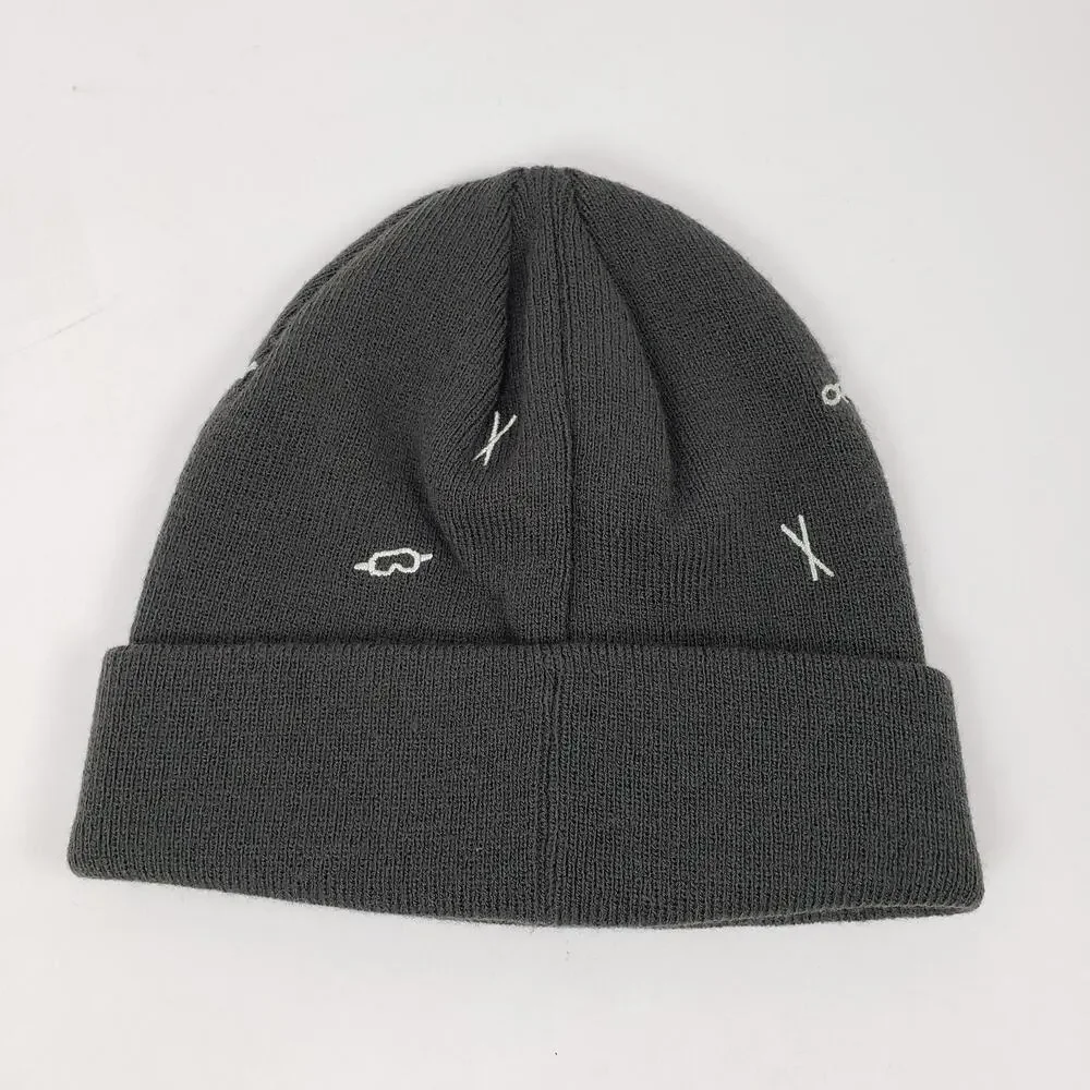 Outdoor Research Yardsale Adult One Size Gray Knit Cuffed Warm Winter Beanie Hat